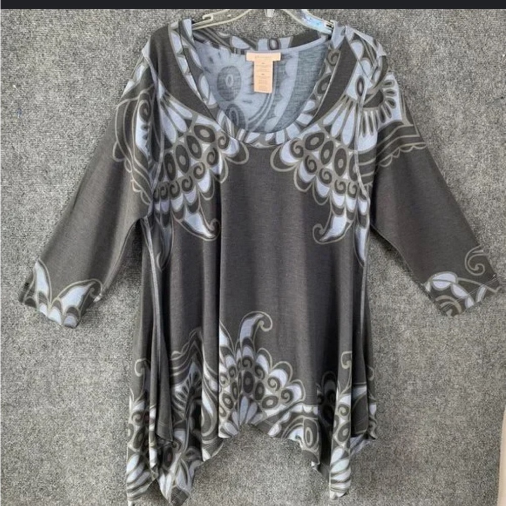 PHILOSOPHY Long Line Tunic Women L
Stretchy Slinky Shark Bite Hem 3/4
Sleeve EUC